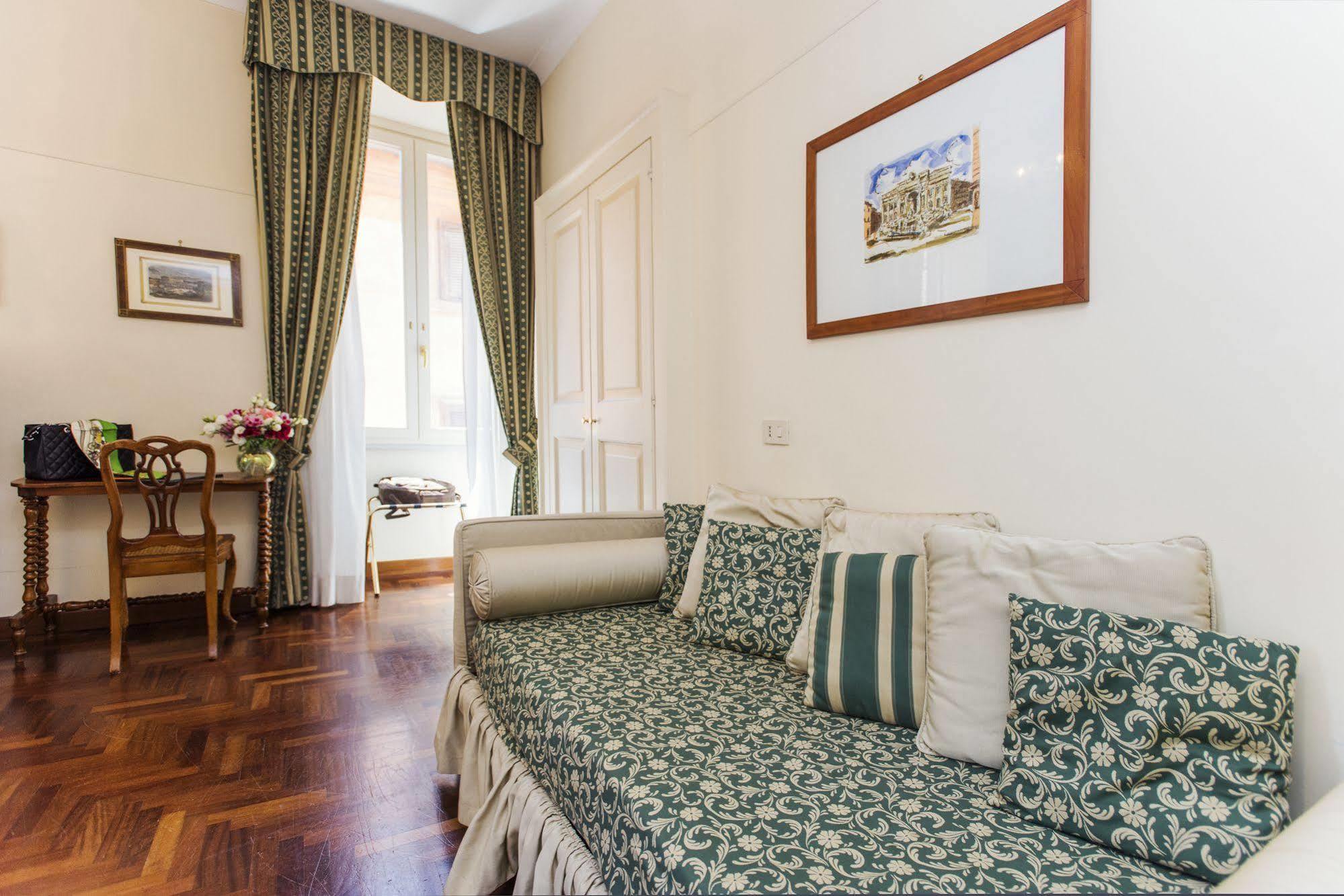 Hotel Fontanella Borghese Roma Esterno foto